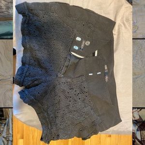 Floral print black shorts